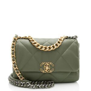 Chanel Lambskin 19 Medium Flap Shoulder Bag